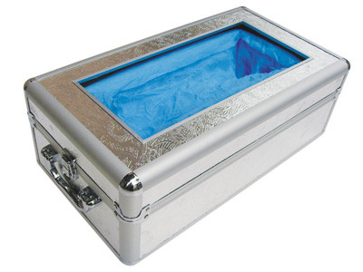 Vitrine acrylique de chaussure de cadre en aluminium avec la mousse EVA d'oeufs rayant le coin rond